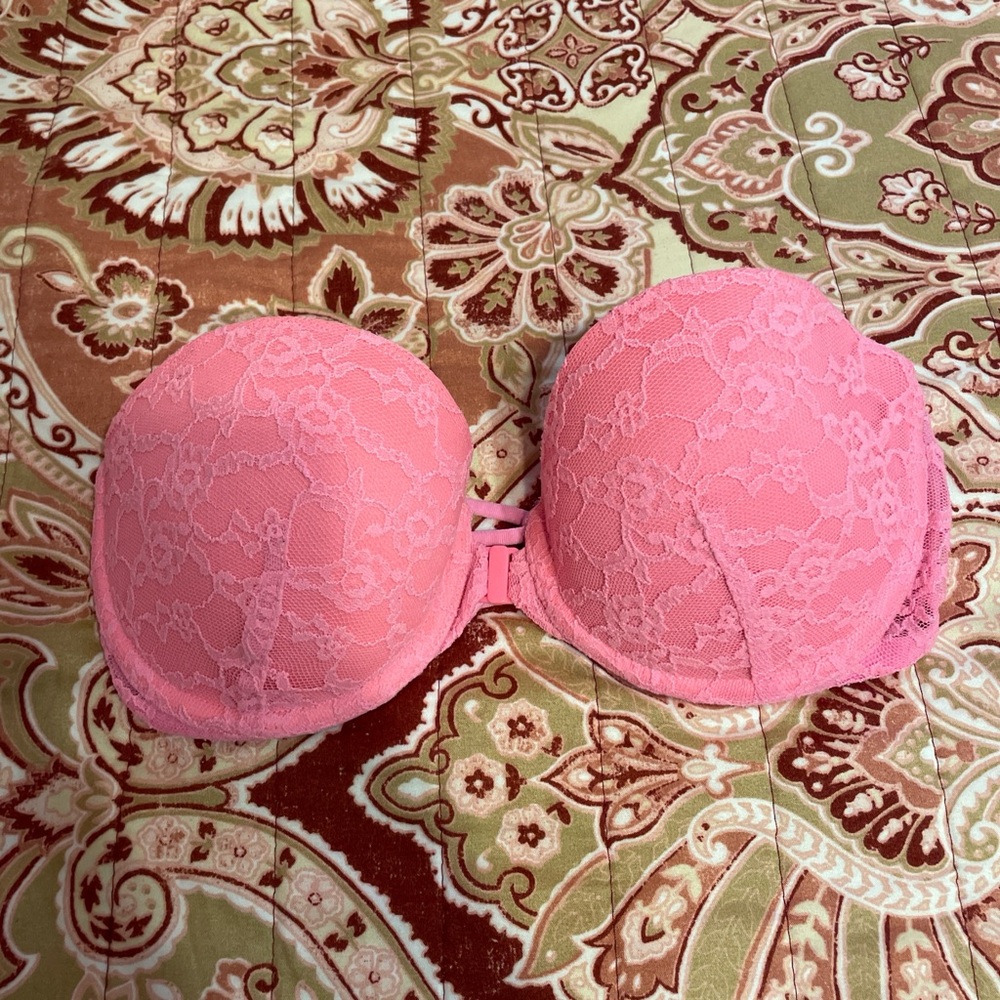 Pink Lace Strapless Bra